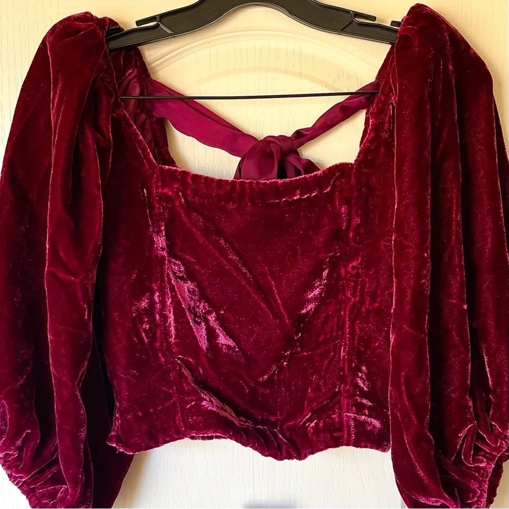 Free People Marie Velvet Open Back Crop Top‎ Balloon Sleeves Red Small NWT